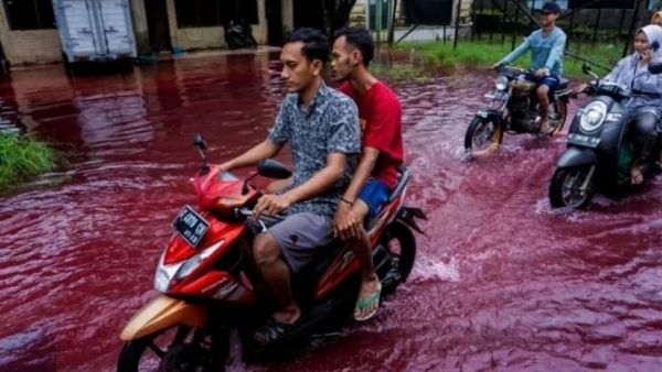 RED WATER RED WATER