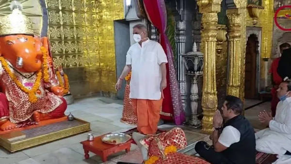 वाड्रा फिलहाल राजनीति में पूरी तरह से सक्रिय नहीं