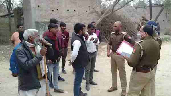 Sitapur News: Mahant Muni Bajrang Das attacked with knives in a land dispute Sitapur News: Mahant Muni Bajrang Das attacked with knives in a land dispute