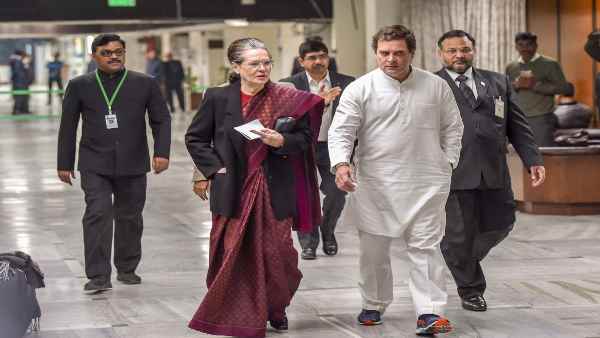 पार्टी को दान देने में ग्रुप-23 के कुछ नेताओं से राहुल-सोनिया पिछड़े
