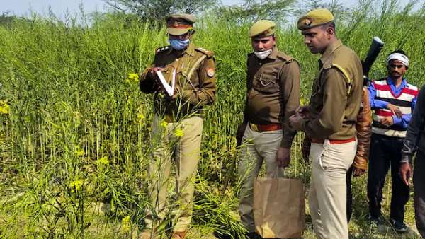 two arrested in connection with deaths of two girls in Unnao two arrested in connection with deaths of two girls in Unnao