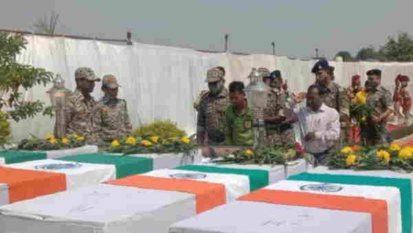 narayanpur martyed soldiers guard of honor narayanpur martyed soldiers guard of honor