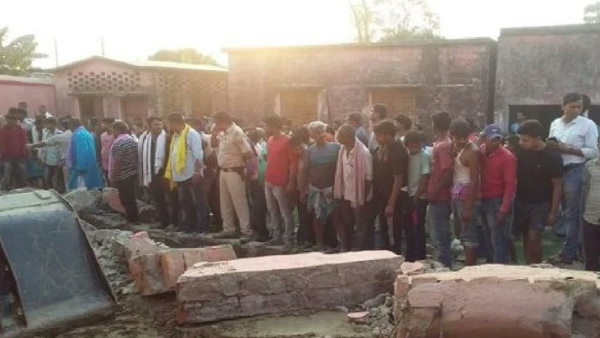 Bihar: Six labourers died, many feared trapped under the debris Bihar: Six labourers died, many feared trapped under the debris