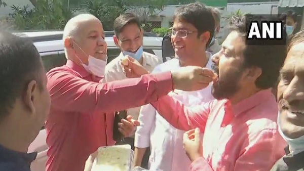Delhi MCD By Poll Results 2021: आप ने जीतीं 4 सीटें Delhi MCD By Poll Results 2021: आप ने जीतीं 4 सीटें