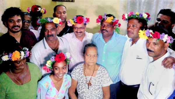गोवा में भी भाजपा सरकार के खिलाफ सक्रिय
