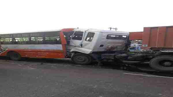 Ayodhya Accident News: Many people died in road accident Ayodhya Accident News: Many people died in road accident