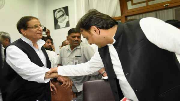 'आजम खान को हिस्ट्रीशीटर कहा जा रहा है'