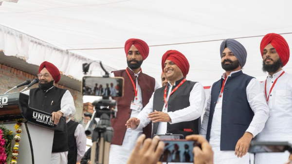 Cycle yatra by Samajwadi Party chief Akhilesh Yadav to support Azam Khan Cycle yatra by Samajwadi Party chief Akhilesh Yadav to support Azam Khan