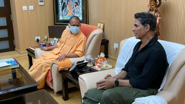 Akshay Kumar meets CM Yogi Adityanath in Lucknow Akshay Kumar meets CM Yogi Adityanath in Lucknow