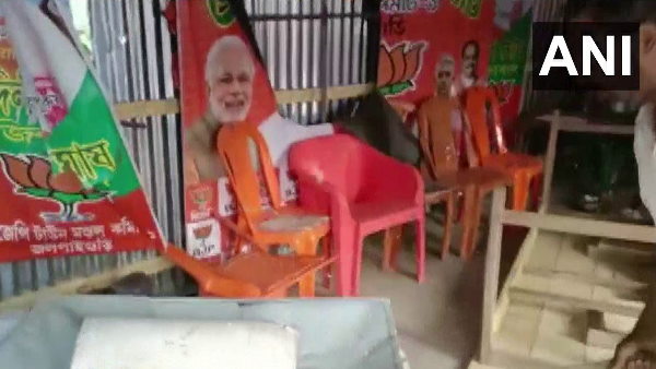 BJP workers vandalised party office at DBC road Jalpaiguri Jagaddal BJP workers vandalised party office at DBC road Jalpaiguri Jagaddal