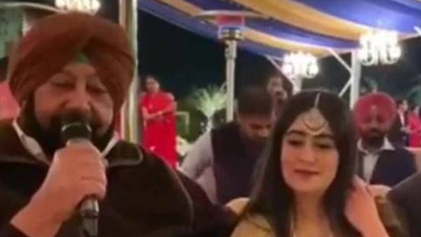 लोगों ने की सीएम के गीत की तारीफ