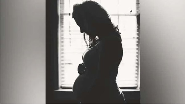 pregnant woman pregnant woman