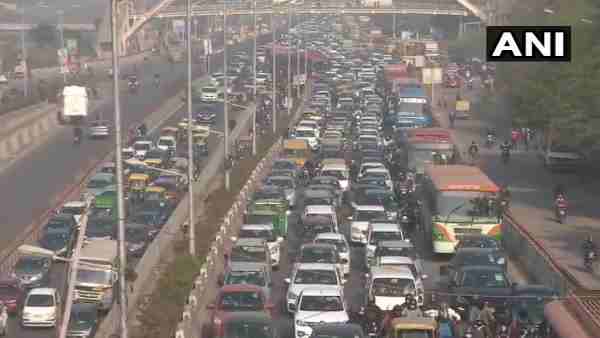 delhi ncr traffic alert today: Sindhu and Tikari Border closed due to farmers protest delhi ncr traffic alert today: Sindhu and Tikari Border closed due to farmers protest