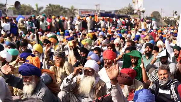 farmers released from delhi Tihar jail, welcomed at Kundli border farmers released from delhi Tihar jail, welcomed at Kundli border