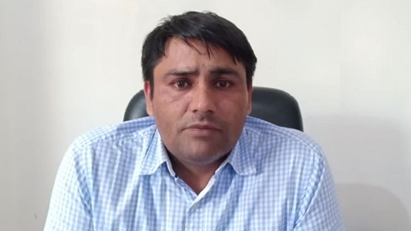 in hisar district of haryana, five men held for beating up a Fast food seller in hisar district of haryana, five men held for beating up a Fast food seller