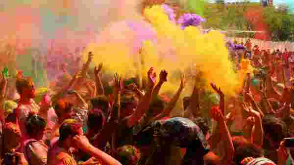 holi holi