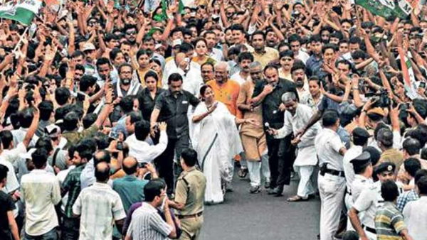 CM Mamata Banerjee will hold a Padyatra on 7 March in Darjeeling Siliguri against LPG price hike CM Mamata Banerjee will hold a Padyatra on 7 March in Darjeeling Siliguri against LPG price hike