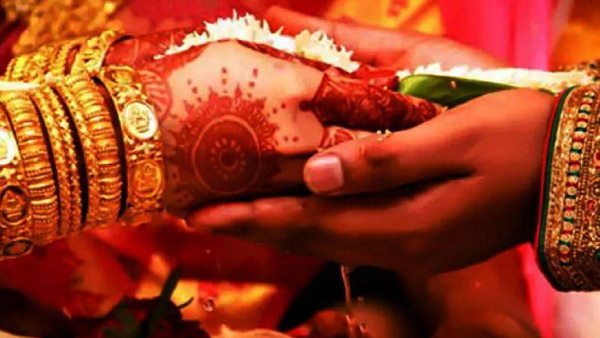 डॉक्टर ने दिल का दौरा पड़ने के कारण उसे मृत घोषित कर दिया