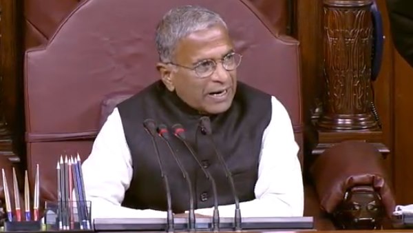 डिप्टी चेयरमैन हरिवंश