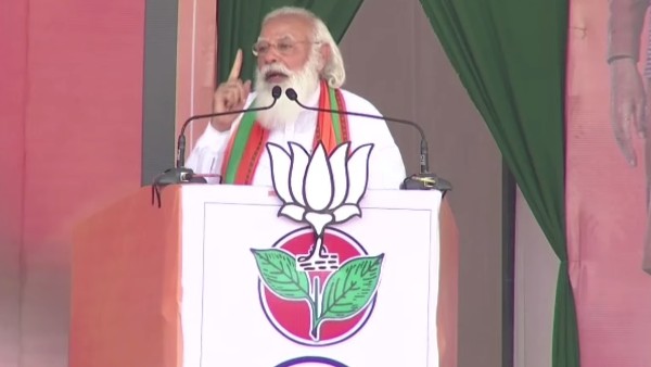 राजा के बयान पर पीएम मोदी ने साधा निशाना