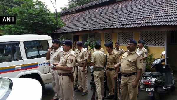 पहले भी मुंबई पुलिस कमिश्नर का अतिरिक्त प्रभार संभाल चुके हैं