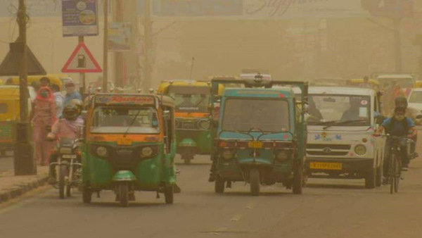 40 किलोमीटर की गति से धूलभरी आंधी चली