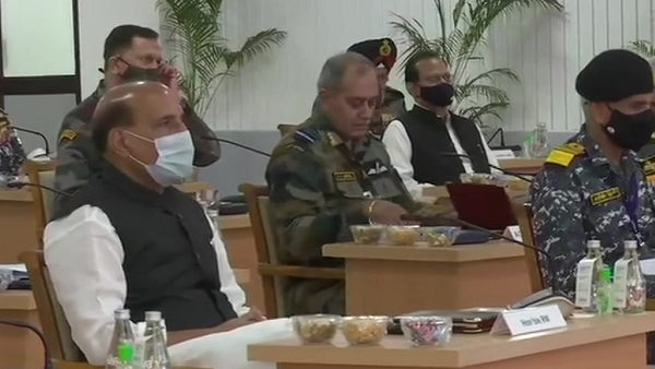Combined Commanders’ Conference at Kevadia: Rajnath Singh, CDS Bipin Rawat attends it Combined Commanders’ Conference at Kevadia: Rajnath Singh, CDS Bipin Rawat attends it