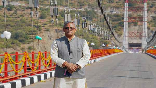 उत्तराखंड में सीएम बदलने की आहट