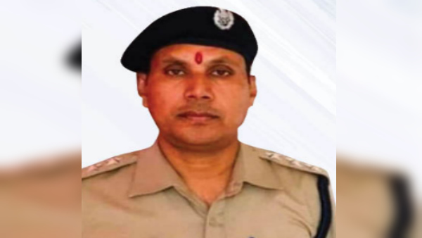 महिला अत्याचार अनुसंधान यूनिट में प्रभारी है कैलाश बोहरा