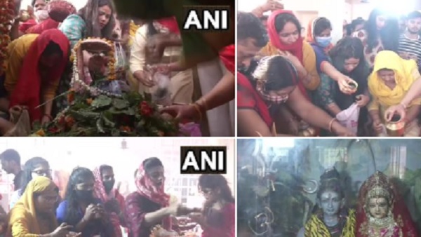 भगवान शंकर का नाम लेकर संकल्प लें