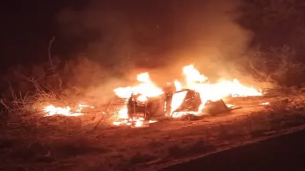 army gypsy overturned in sri ganganagar 3 soldiers burned alive army gypsy overturned in sri ganganagar 3 soldiers burned alive