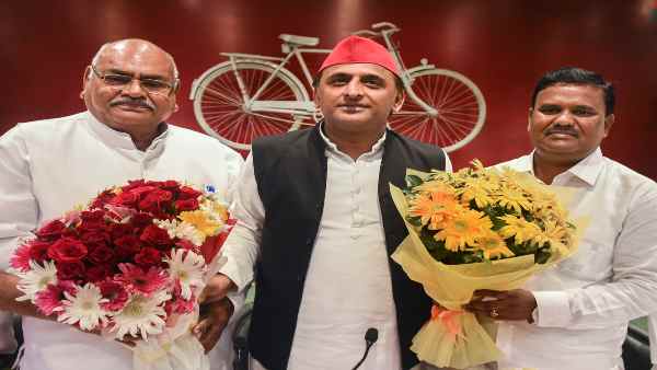 दलित वोटरों के बीच जनाधार बढ़ाना चाहती है सपा