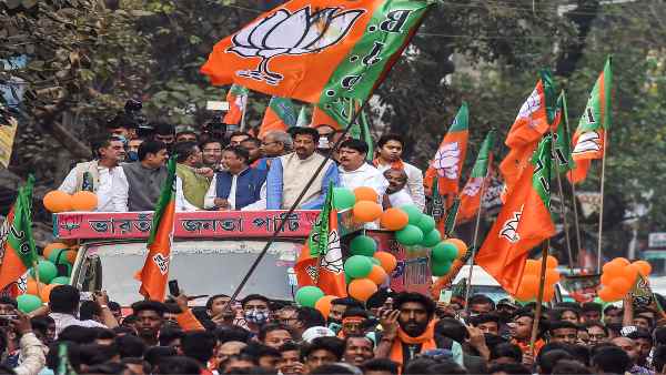 पिछले लंबे समय से टीएमसी सुवेंदु का मोहमभंग हो चला था