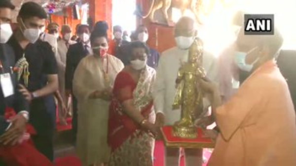 India President Ram Nath Kovind visit Maa Vindhyavasini Temple in Mirzapur India President Ram Nath Kovind visit Maa Vindhyavasini Temple in Mirzapur