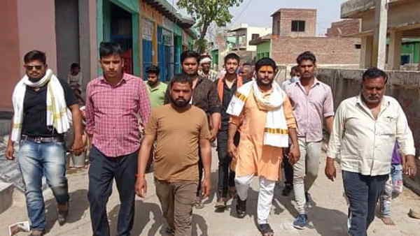 नेताओं के हाथ-पैर तोड़ने की धमकी