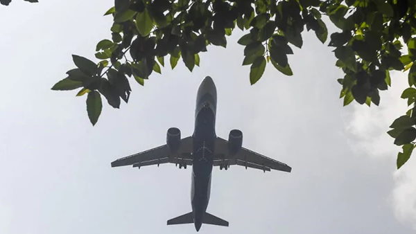 China suspended all its cargo flights to India for 15 days Bringing Medical Supplies China suspended all its cargo flights to India for 15 days Bringing Medical Supplies