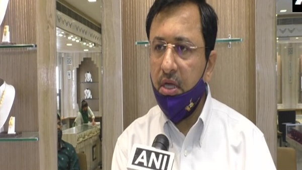 coronavirus effect on gold: Surat Gold trade slowed due to covid-19 coronavirus effect on gold: Surat Gold trade slowed due to covid-19