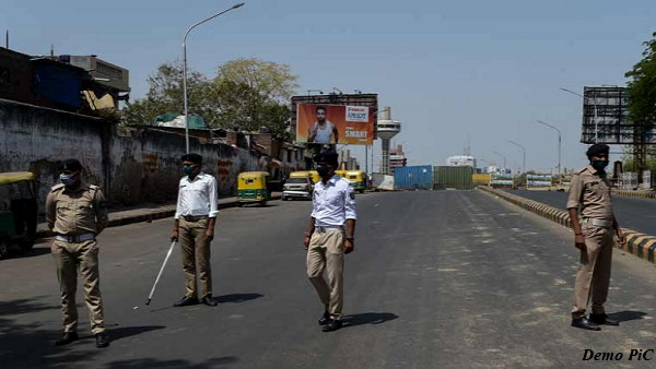 covid-19 gujarat lockdown: High directs govt to take decision on weekend curfew & lockdown in the State covid-19 gujarat lockdown: High directs govt to take decision on weekend curfew & lockdown in the State
