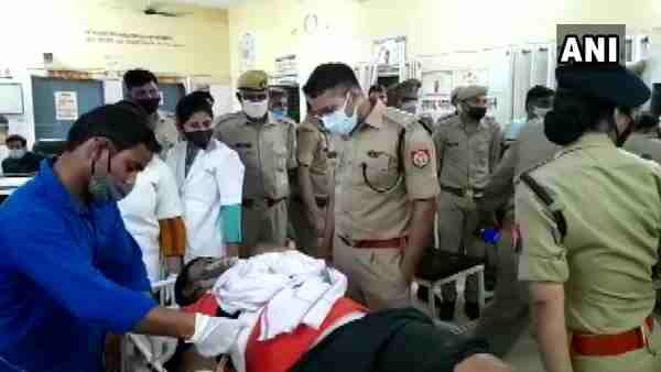 Hathras News: A criminal, with Rs 1 Lakh reward on his head, arrested in encounter Hathras News: A criminal, with Rs 1 Lakh reward on his head, arrested in encounter