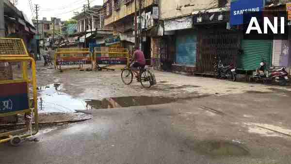 Lucknow traders self declared lockdown on their own Lucknow traders self declared lockdown on their own