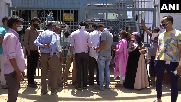 Amid reports of oxygen shortage people queued up outside a gas agency in Lucknow Amid reports of oxygen shortage people queued up outside a gas agency in Lucknow