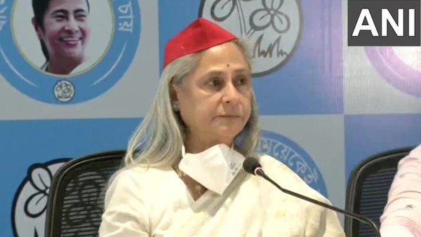 Jaya Bachchan says Head broken, leg broken but they have not been able to break her determination Jaya Bachchan says Head broken, leg broken but they have not been able to break her determination