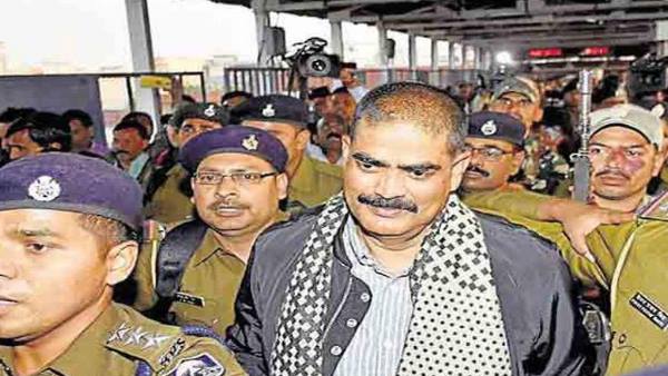 शहाबुद्दीन के घर से मिली थी पाकिस्तानी एके-47