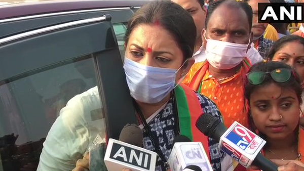 Mamatas hooliganism took another turn but people of West Bengal have decided to stop it Smriti Irani Mamatas hooliganism took another turn but people of West Bengal have decided to stop it Smriti Irani