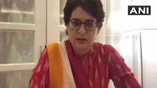 Priyanka Gandhi Vadra says This govt can speak to ISI. Cant they talk to Opposition leaders Priyanka Gandhi Vadra says This govt can speak to ISI. Cant they talk to Opposition leaders