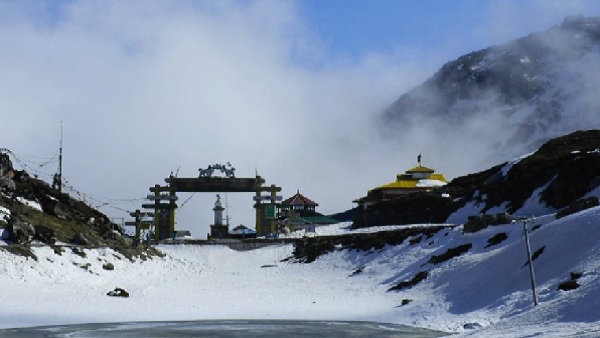 मछुआरों को समुंद्र में जाने से रोका गया
