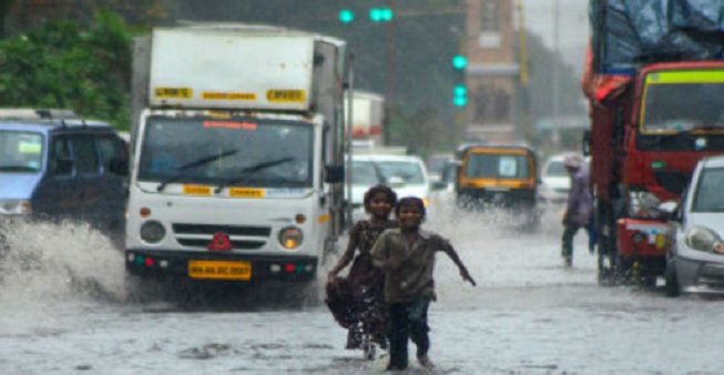 उत्तराखंड में Orange Alert, जानिए मौसम का हाल उत्तराखंड में Orange Alert, जानिए मौसम का हाल