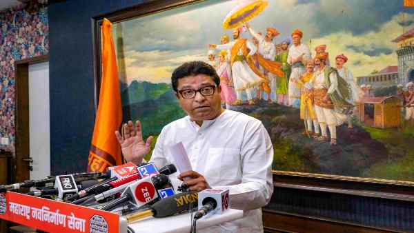 उद्धव सरकार से लोगों के बिजली बिल माफ करने की मांग