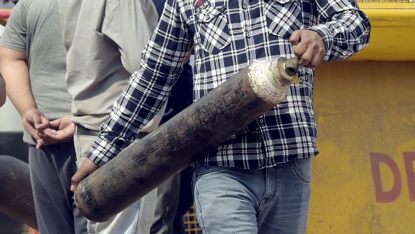 ऑक्सीजन लेकर रांची से आए गाजियाबाद