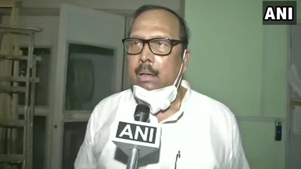 Bengal TMC demands from Election Commission, the remaining 3 phases of voting to be held simultaneously Bengal TMC demands from Election Commission, the remaining 3 phases of voting to be held simultaneously